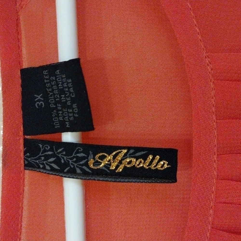 Apollo plus size blouse - Picture 2 of 9